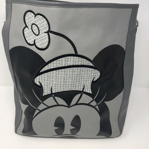 Authentic Disney Park! Huge!  peek a boo Minnie tote great condition!